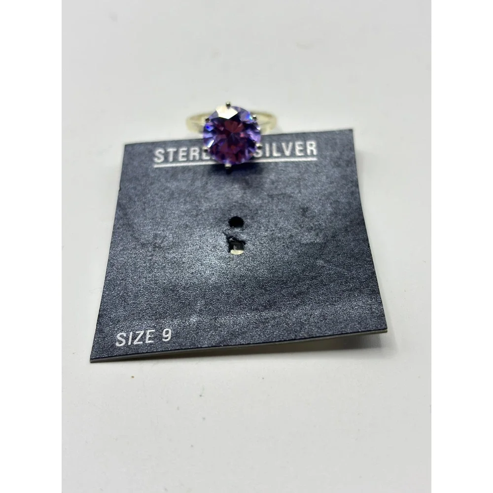 Sterling Silver Solitaire Ring Womens Size 9 Purple Round Cut Cubic Zirconia